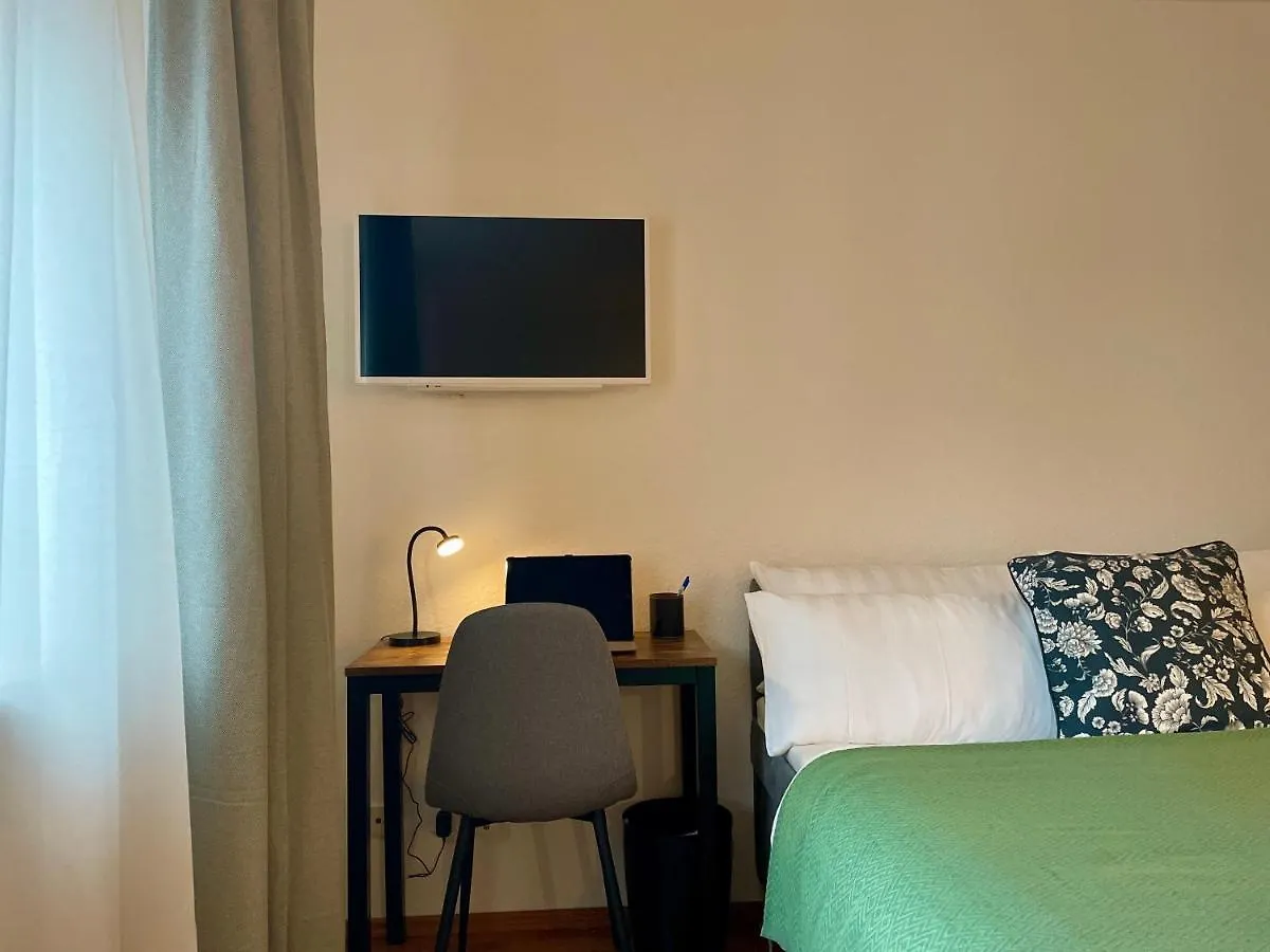 Apartment: Stylish Neues Studio+Kueche+Netflix Apartment Stuttgart
